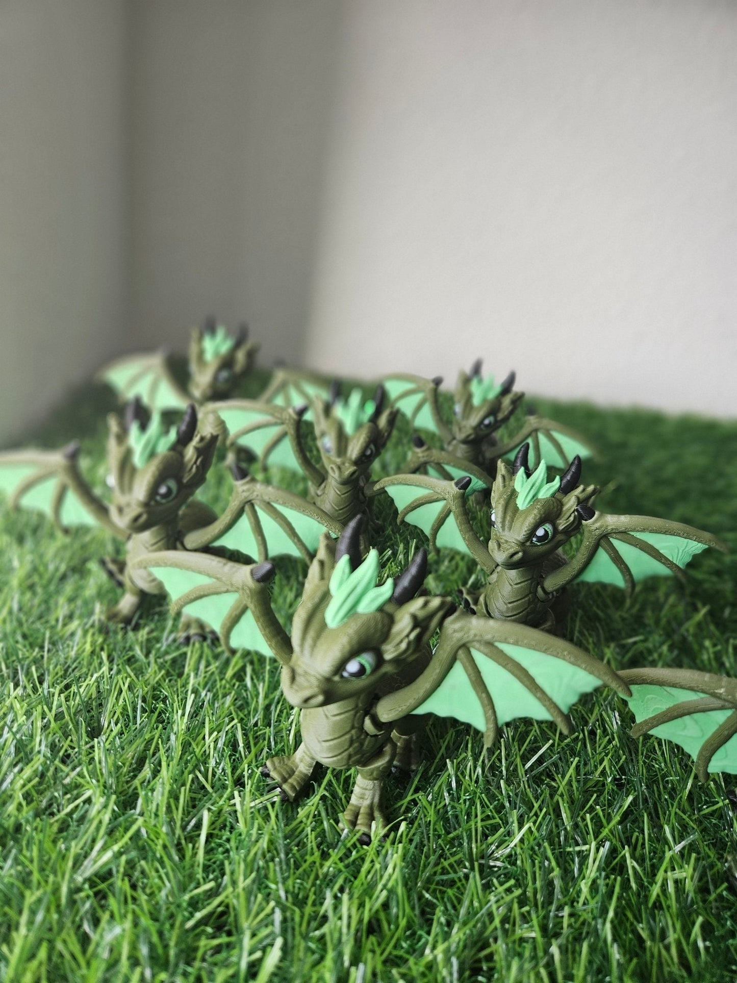 Mystic Saphire Articulated Dragon - Handcrafted Fantasy Figurine - Galaxy OutlawsMystic Saphire Articulated Dragon - Handcrafted Fantasy FigurineArticulated Small DragonGreen